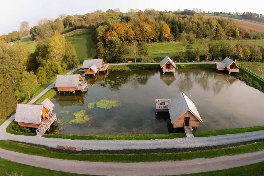 vue aérienne des chalet